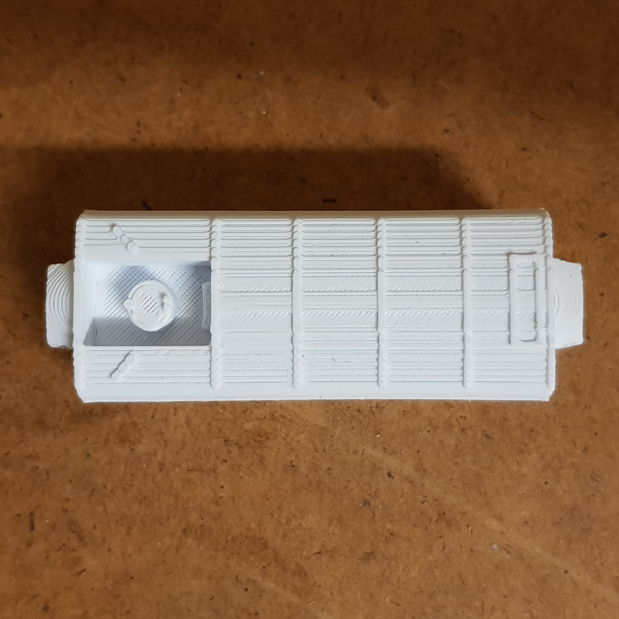 LNER Water Tender Body Only 1:148 (N GAUGE) MODEL RAILWAY - Image 2